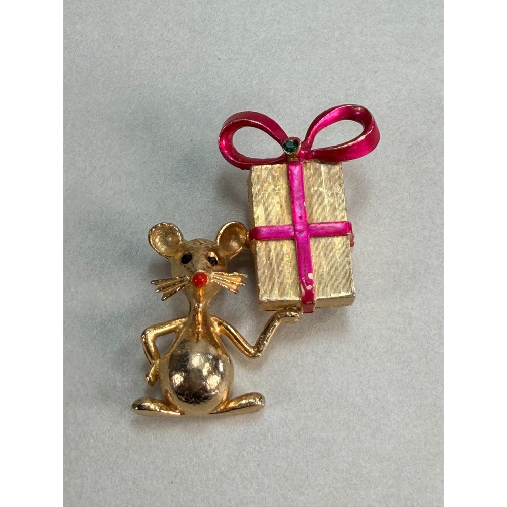 Vintage Mylu Mouse Christmas Gift Brooch Gold Tone Pink Enamel Figural Pin